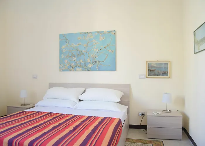 Polaroid Apartment